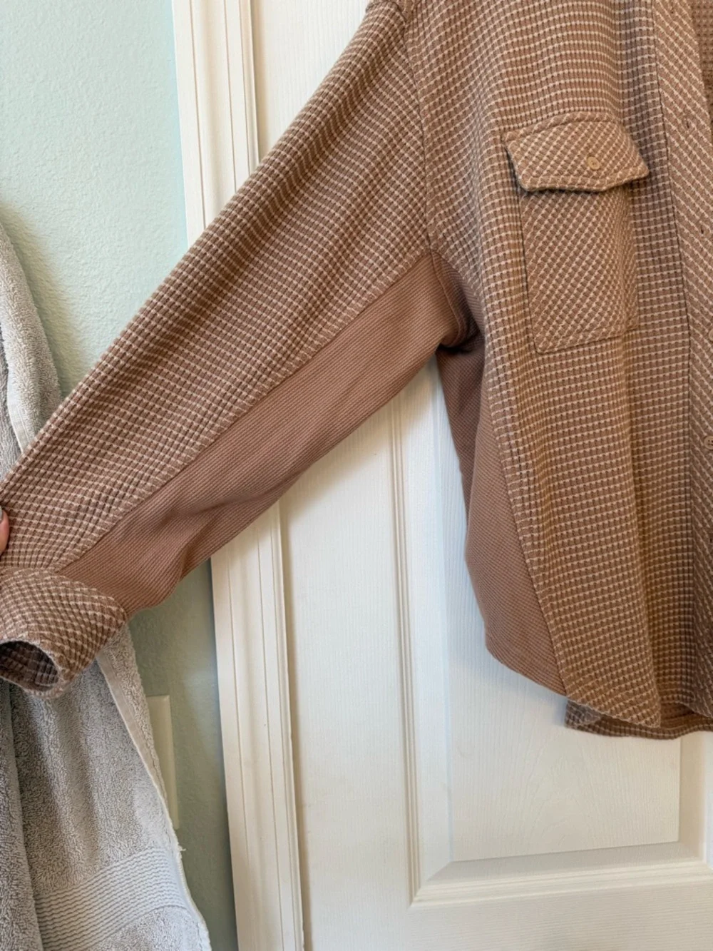 Aerie LumberJane Waffle Shirt Oversized Button Up Brown Tan Womens size Small - Picture 4 of 10